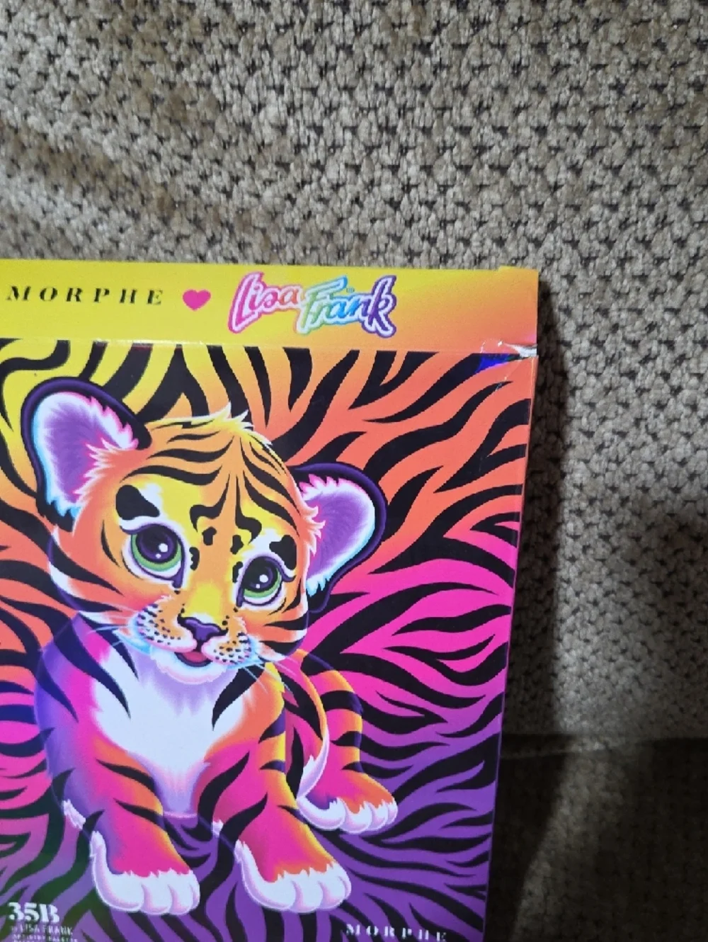 Lisa Frank x Morphe 35B Eyeshadow Palette - Picture 6 of 6